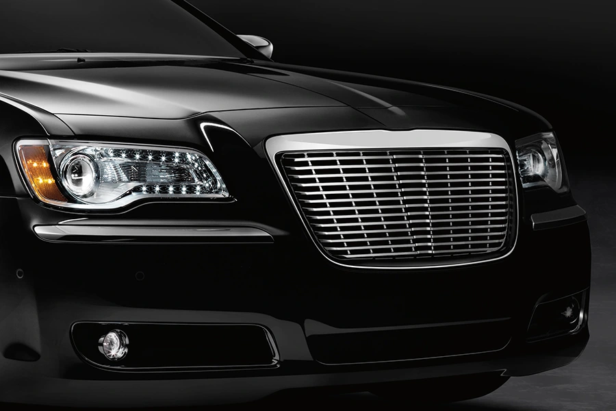 Automobiļu reste: kur dizaina identitāte satiekas ar inženiertehnisko precizitāti